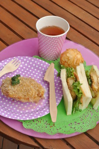 2011-01-01 12.00.00-210